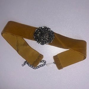 Gold choker with silver pendant